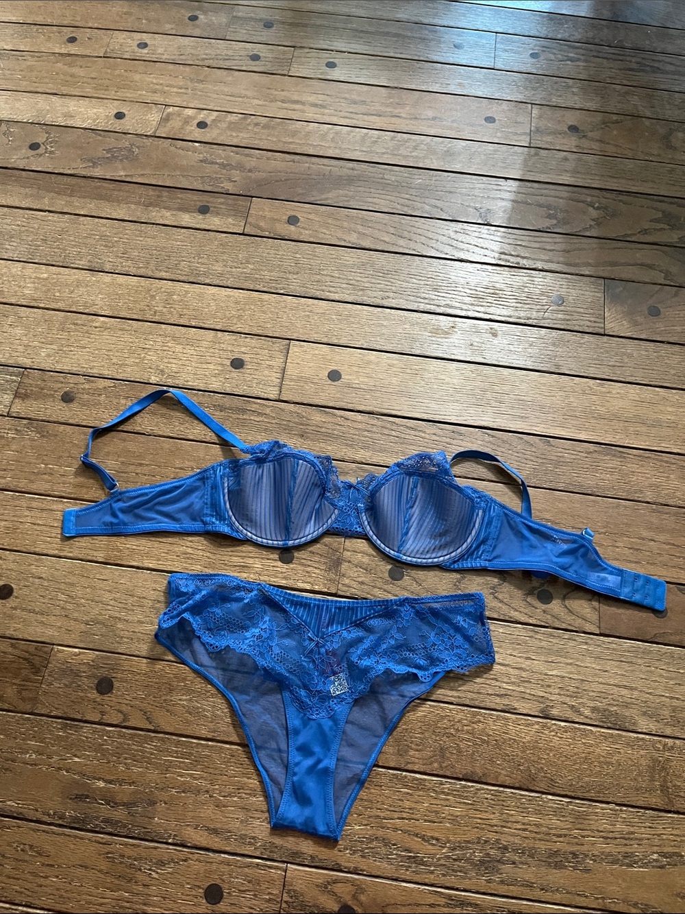 Adore Me Cobalt Blue Lace Underwire Bra & Bikini Set